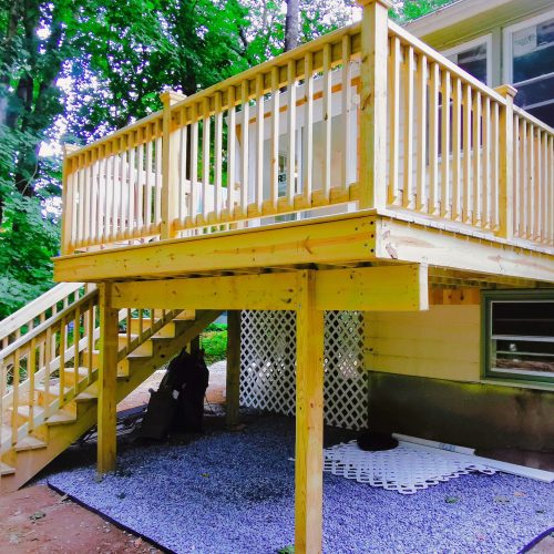 modern Edge Contracting deck addition